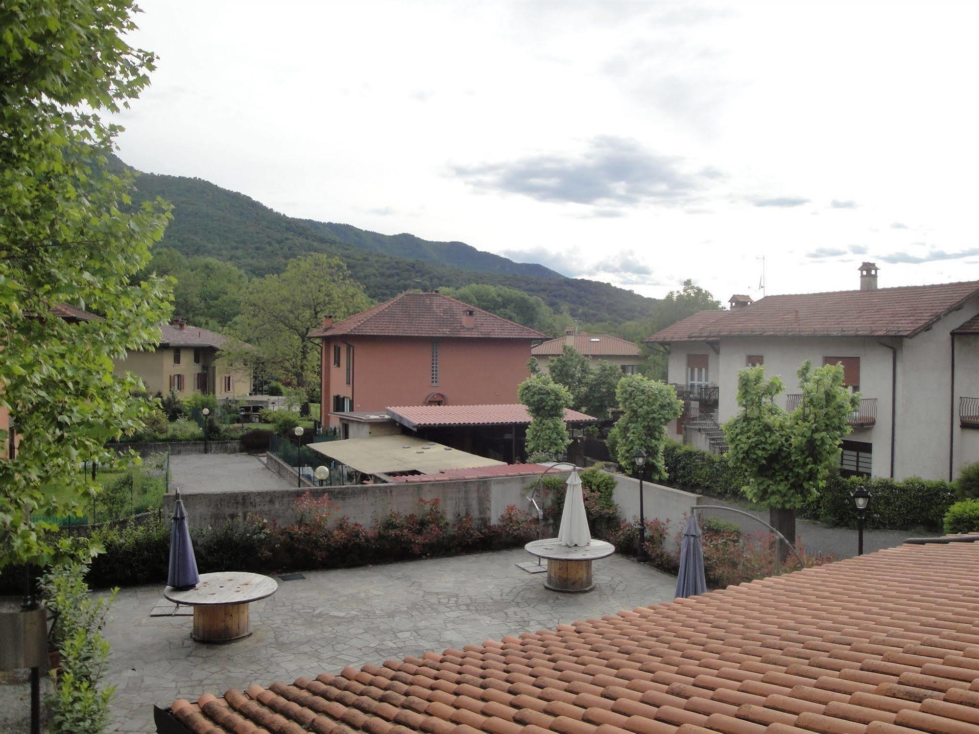 Del Brinsc 3* Brinzio
